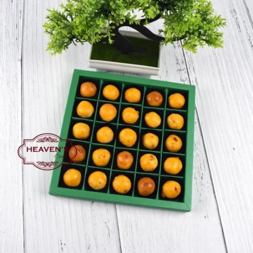 Box mika coklat/praline isi 25