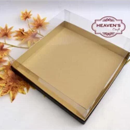 Box Spiku/Lapis Legit Tutup Mika 30x30x7 List Emas