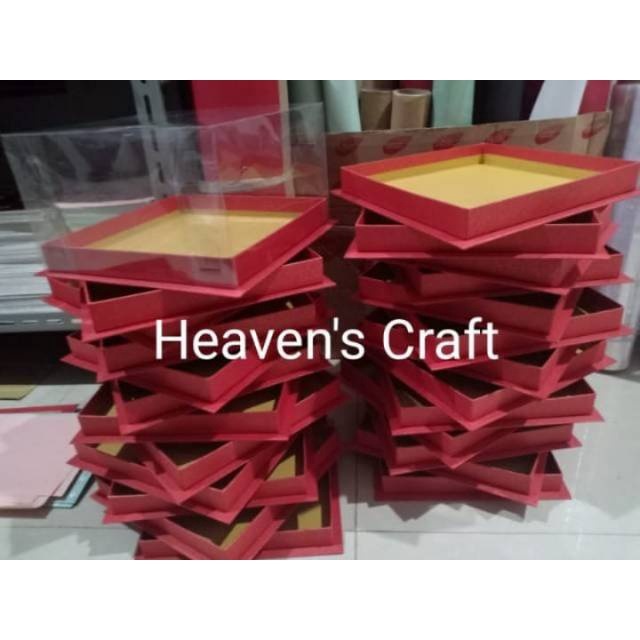 BOX 35X35X20 TUTUP MIKA